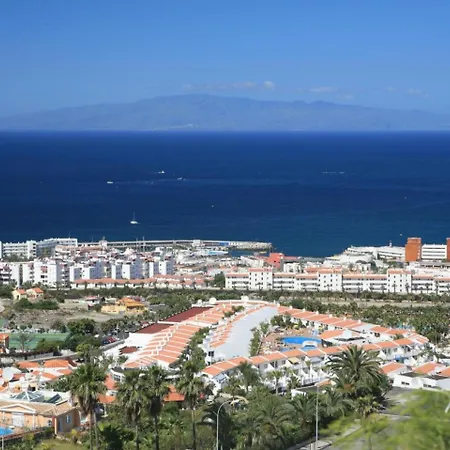 Malibu Park Адехе